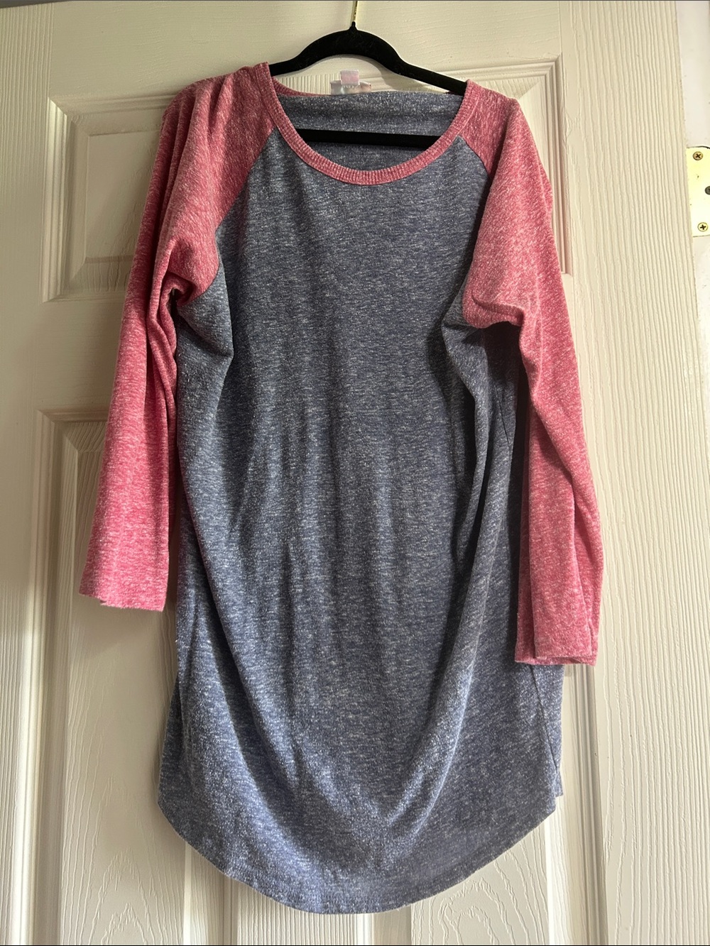 LuLaRoe Heather Gray Tunic with Pink Raglan Sleeves
